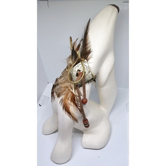 Howling Coyote Southwestern Native American Feather Southwest Decor Figure - Picture 7 of 11